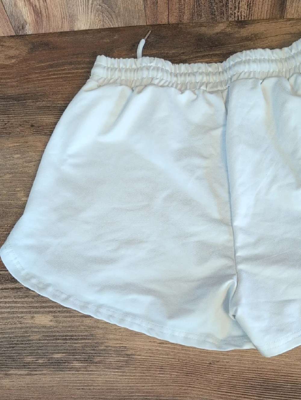 SHEIN White Athletic Lounge Shorts with Drawstring L            Q217